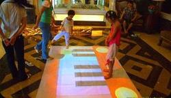 ���滥��(d��ng)ͶӰ